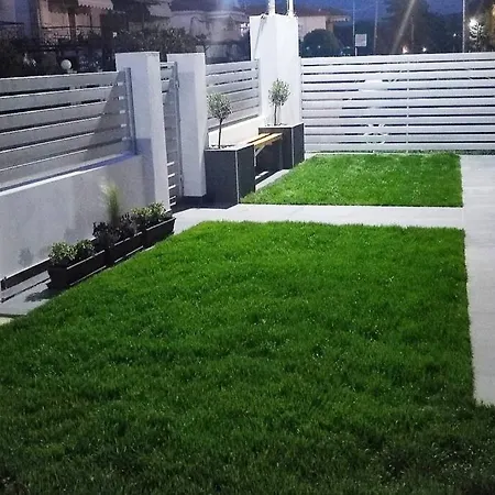 Case de vacanță A & F - Ari's House